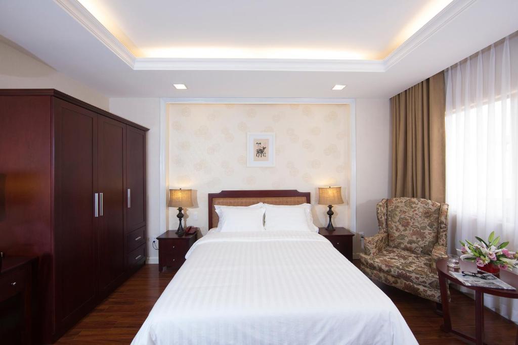 Royal Dragon Boutique Hotel Tan Binh Ho-Chi-Minh-Stadt Zimmer foto